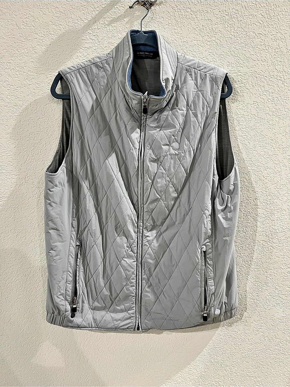 Peter Millar Stealth Light Quilted Vest in Gray Like New
